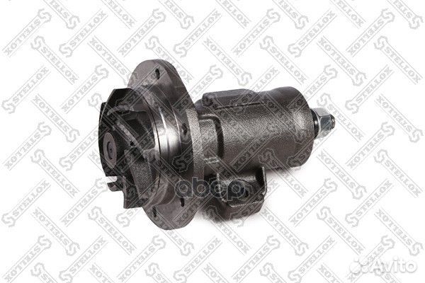 81-04154-SX насос водяной с прокладкой RVI C/M