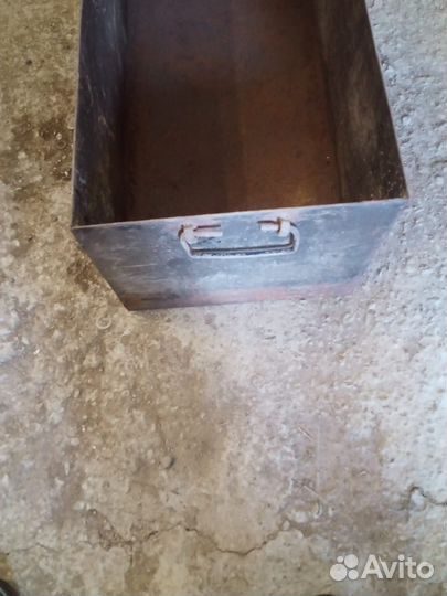 Ящик металлический