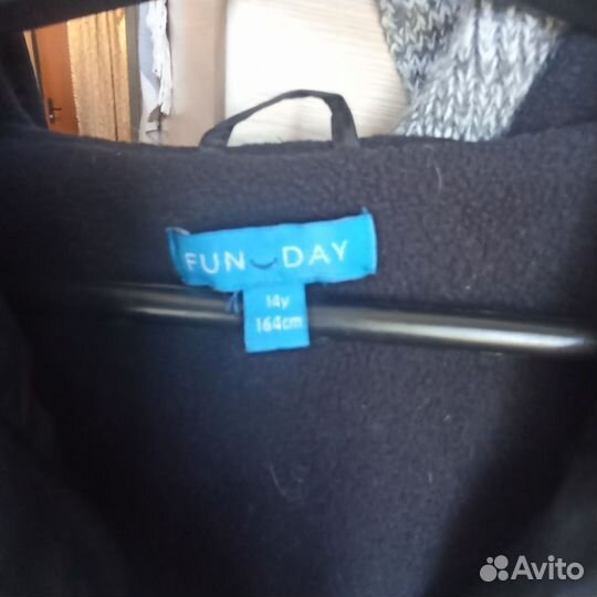 Ветровка на подростка 164