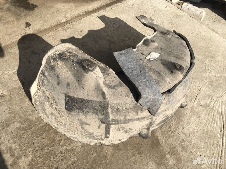 Локер задний правый (Mercedes-Benz GLE Coupe AMG)