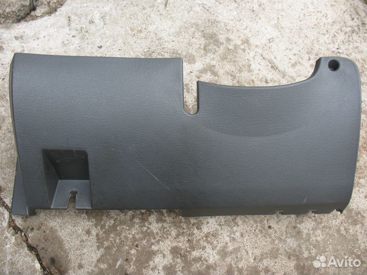 Накладка торпедо подрулевая Kia Shuma 2/Spectra