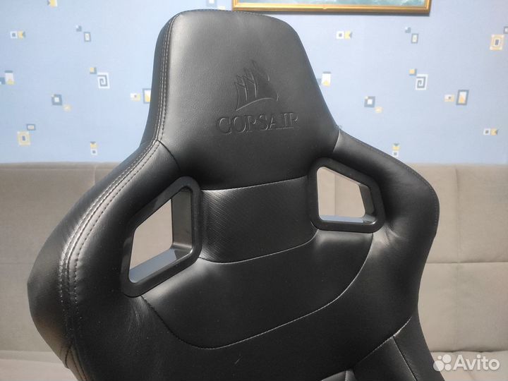 Кресло компьютерное игровое Corsair T1 Race