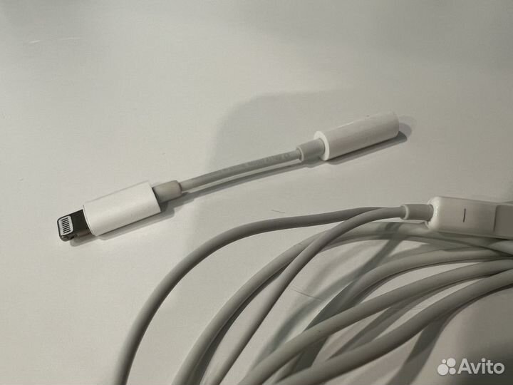 Переходник aux iPhone