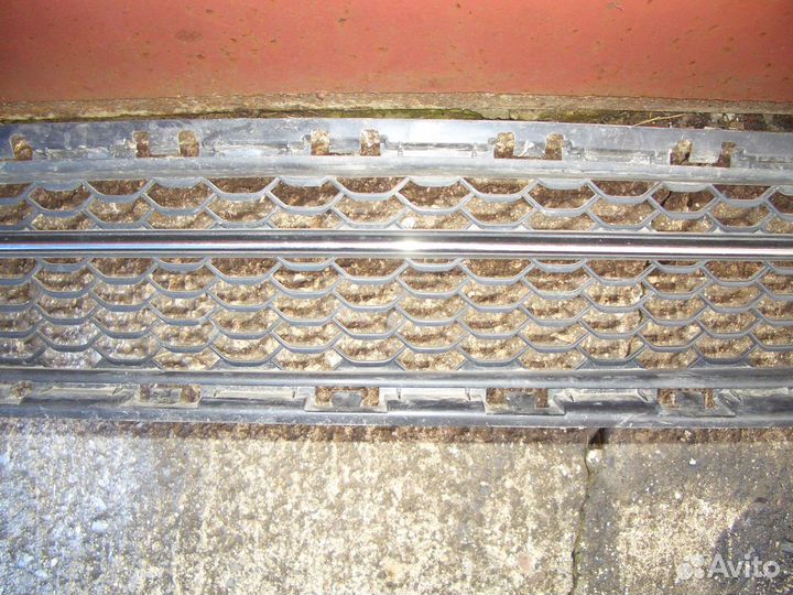 Решётка переднего бампера Киа Рио с15-17г. х/б