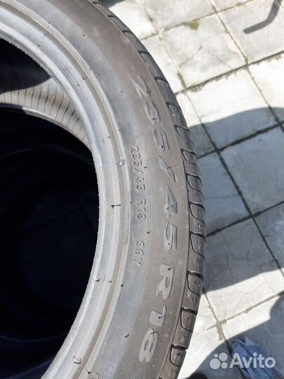 Pirelli Cinturato P7 235/45 R18