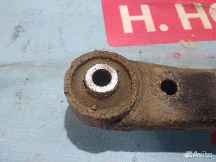 Рычаг поперечный задний Ниссан Премьера P12