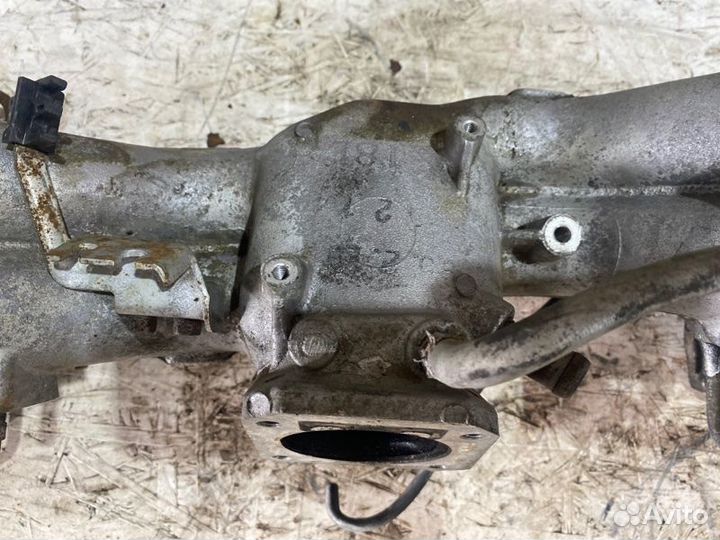 Коллектор впускной Subaru Impreza седан 1.8 1998