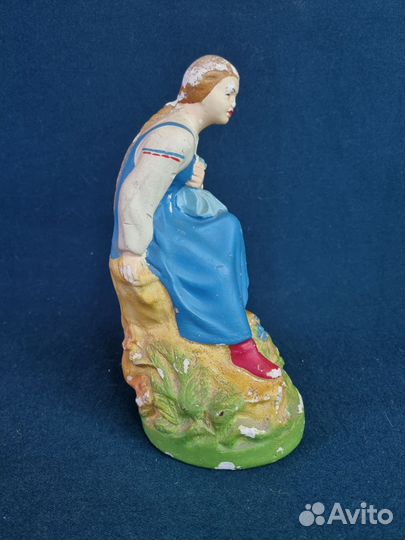 Статуэтка Алёнушка гипс СССР
