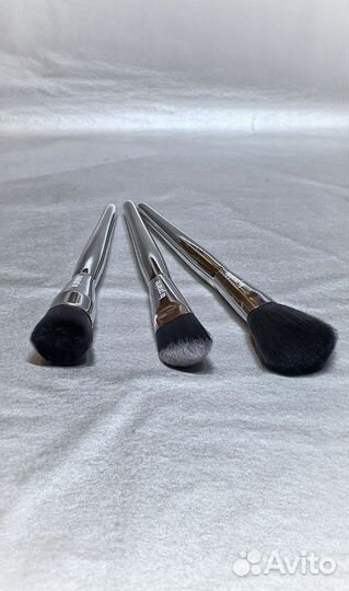 Оригинальные кисти Швейцарского бренда la prairie