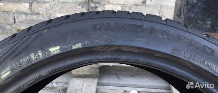 Vredestein Quatrac Pro 245/40 R20