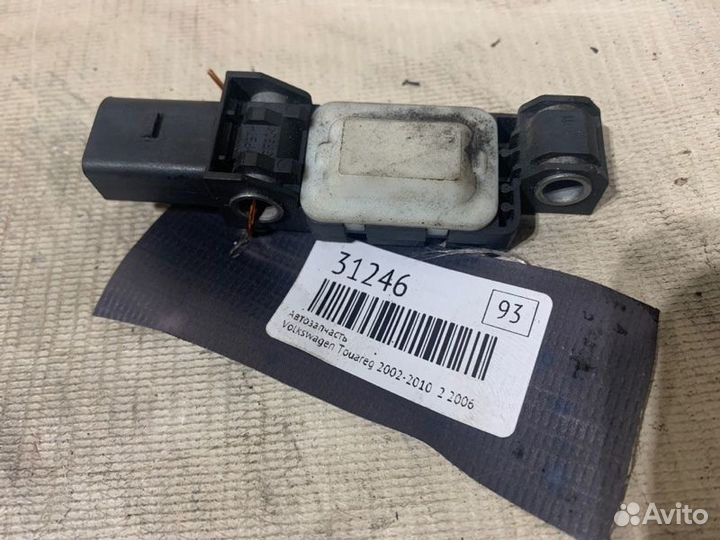 Датчик AIR BAG Volkswagen Touareg 2002-2010
