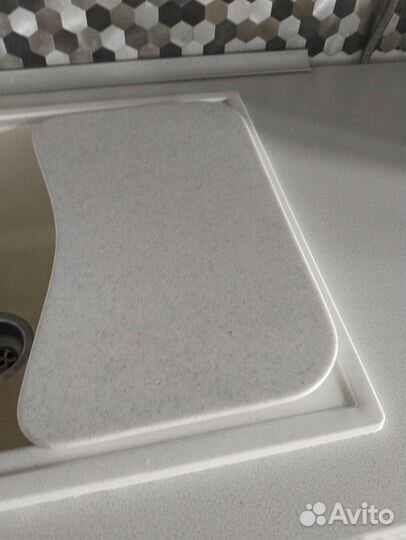 Разделочная доска из камня