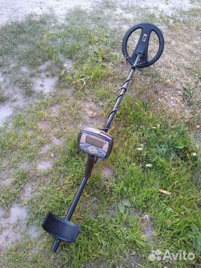 Металлоискатель Minelab X-terra 705