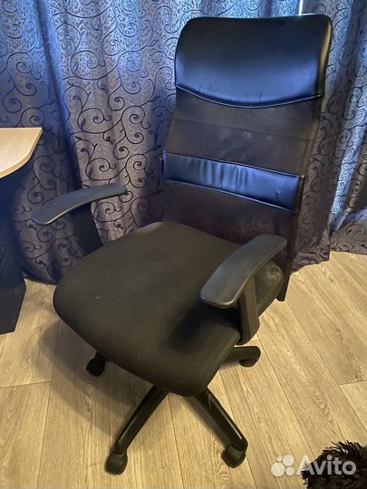 Компьютерное кресло
