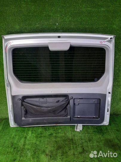 Дверь багажника задняя Mitsubishi Pajero 3 V75W
