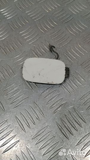 Б/У Заглушка буксировочного крюка#002