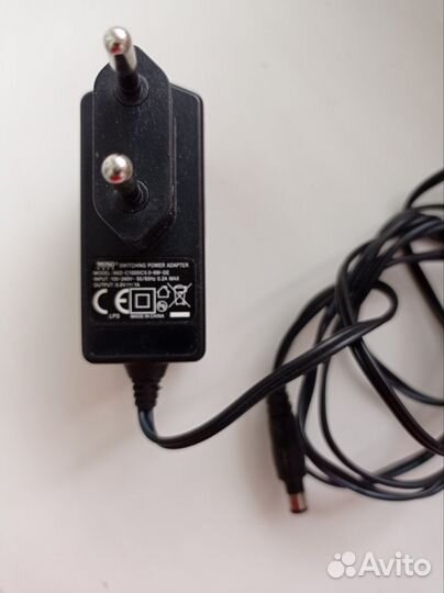 Зарядные устройства разные, см. фото