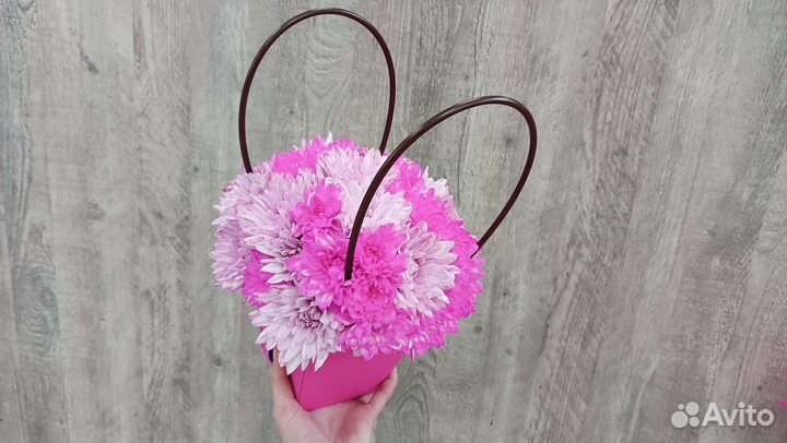 Доставка цветов и букетов