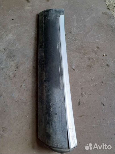 Молдинг двери задний правый Porsche Cayenne 955