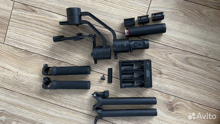 Электронный стабилизатор для камеры moza aircross