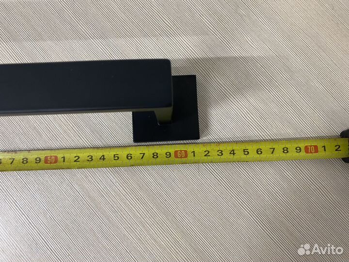 Держатель для полотенец черный 61см