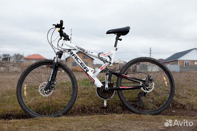 Racer One Tweet