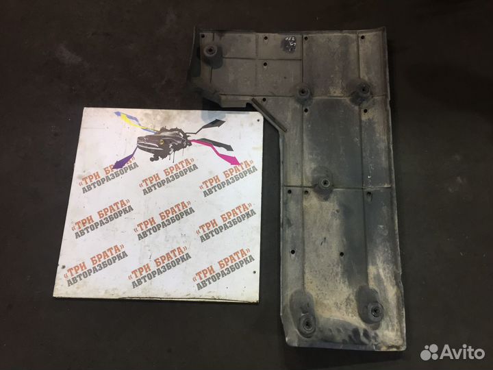 Лексус IS Защита днища передняя левая