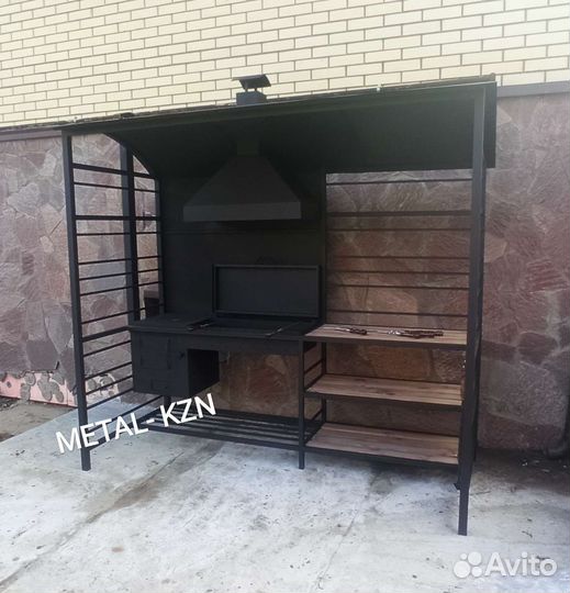 Мангал с печью и вытяжным зонтом