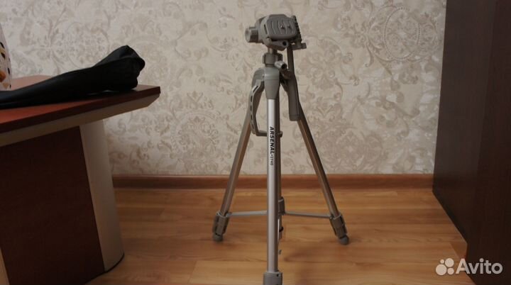 Штатив для фотовппарата