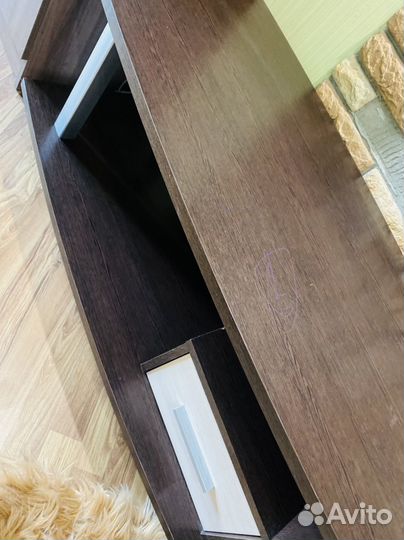 Журнальный столик, тумба под телевизор