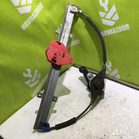 Стеклоподъемник механ. передний правый Форд Монд