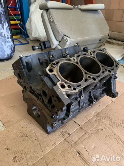 Блок цилиндров 6g75 pajero 4 3.8
