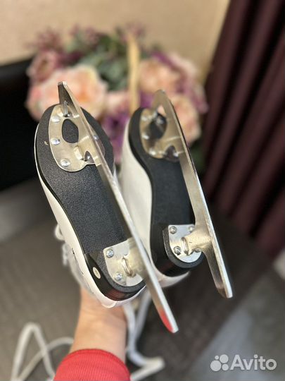 Коньки детские 27-28 размер