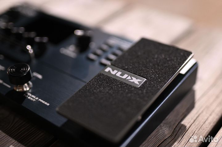 Nux MG 30 гитарный процессор эффектов
