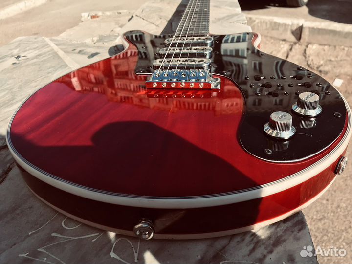 Электронитара Red Special