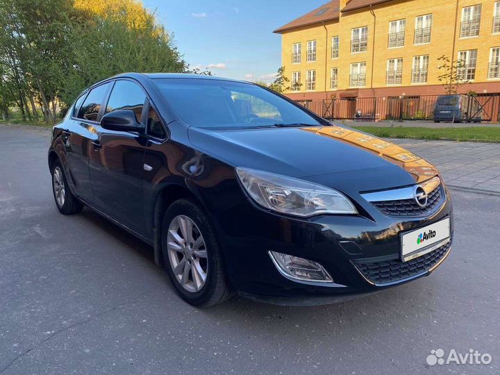 Opel Astra 1.6 МТ, 2012, 147 500 км