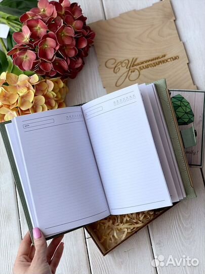 Ежедневник с гравировкой блокнот именной