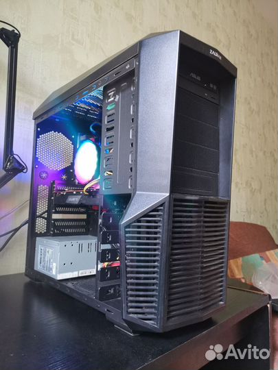 Новый Core i7 (Xeon) 32 gb, RX580, SSD