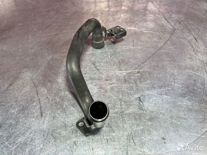 Трубка охлаждающей жидкости металлическая Mercedes