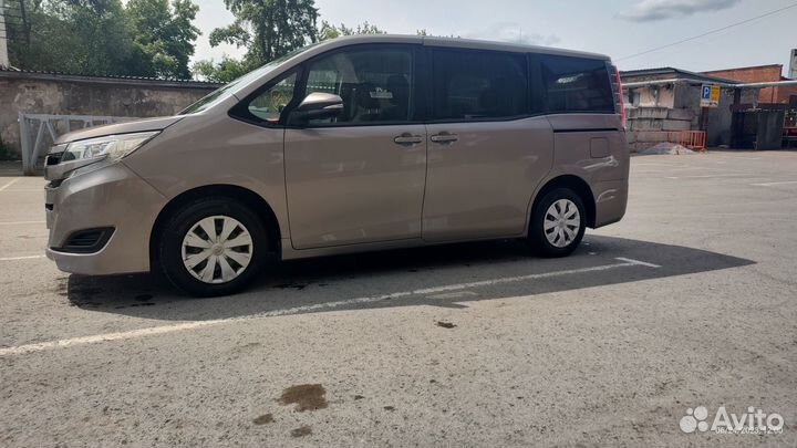 Toyota Noah 2.0 CVT, 2019, 106 000 км
