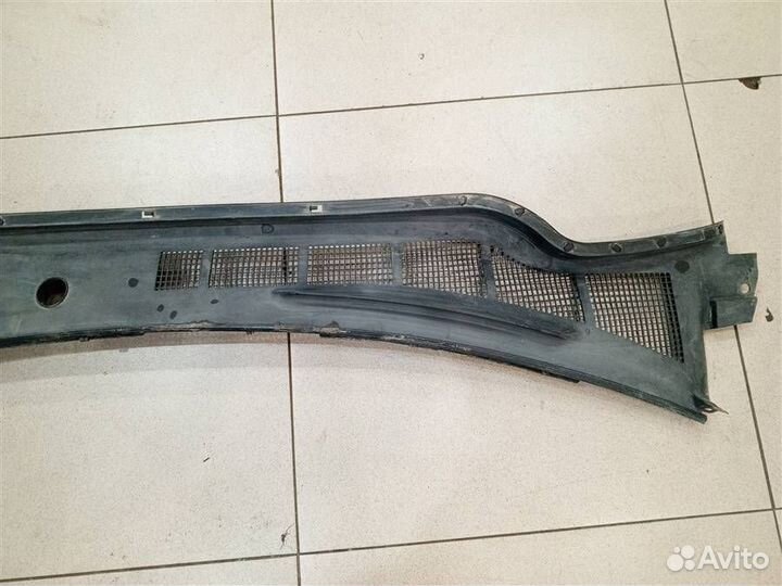 Решетка стеклоочистителя (жабо) Toyota Camry XV40