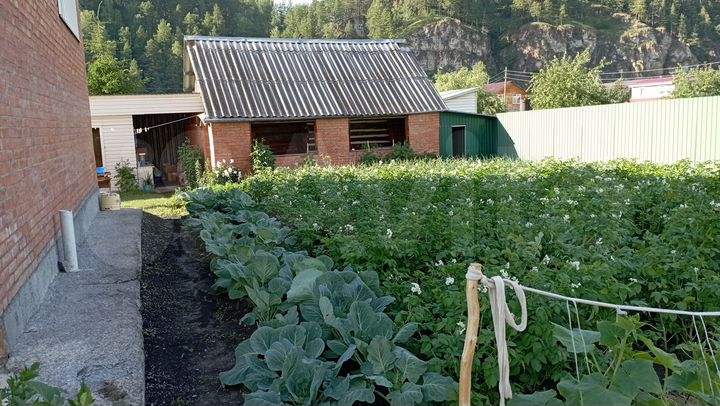 Дом 130 м² на участке 8 сот.