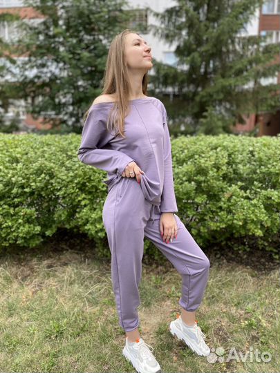 Спортивный костюм, трикотажный свитшот и джоггеры