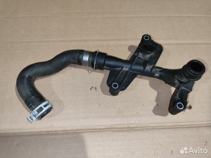 Трубка системы охлаждения A2762002052