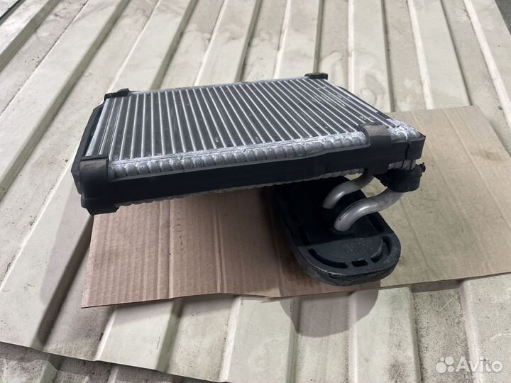 Испаритель кондиционера Jeep Wrangler JL