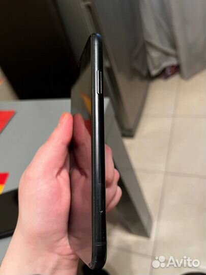 iPhone XR Black 128Gb