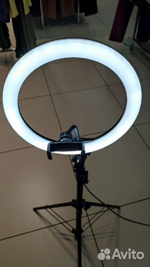 Кольцевая LED лампа со штативом для съемки 27 см