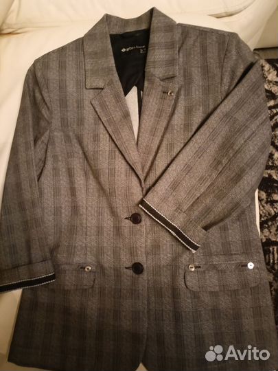 Брючный костюм женский 42 44