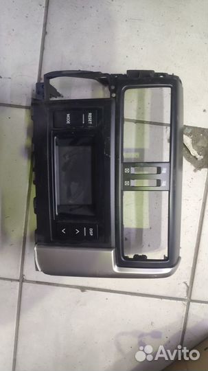 Информационный дисплей Toyota Prado