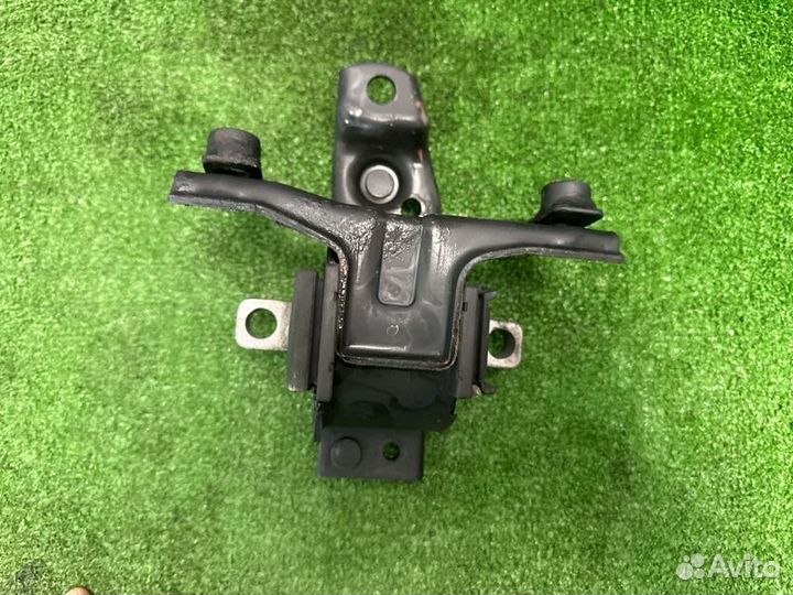 Подушка(опора) двигателя/акпп левый Volkswagen